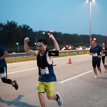 Runner Photo 7494835