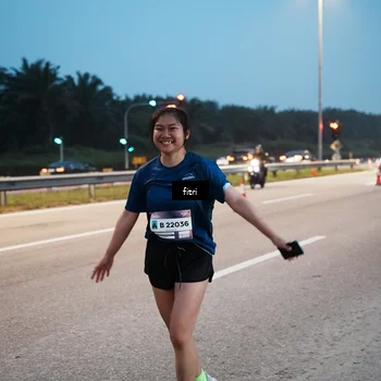 Runner Photo 7494843