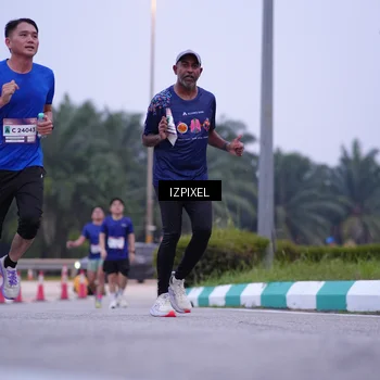 Runner Photo 7494862