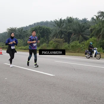 Runner Photo 7494876