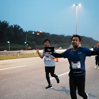 Runner Photo 7494878