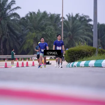 Runner Photo 7494894