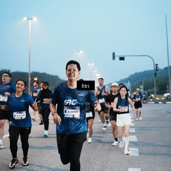 Runner Photo 7494914