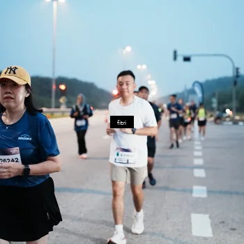 Runner Photo 7494929