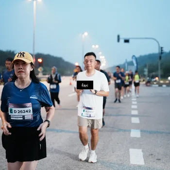 Runner Photo 7494930