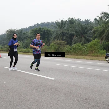 Runner Photo 7494941