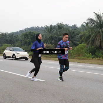 Runner Photo 7494967