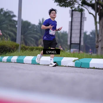 Runner Photo 7494969