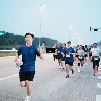 Runner Photo 7494996