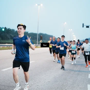 Runner Photo 7494997