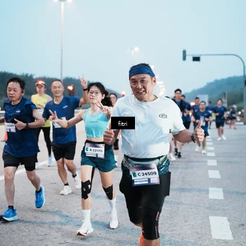 Runner Photo 7495002