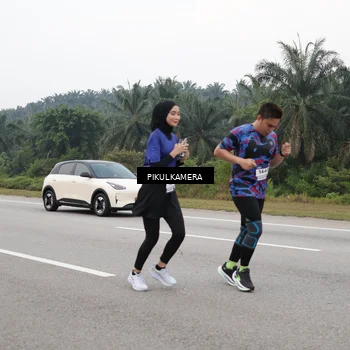 Runner Photo 7495003