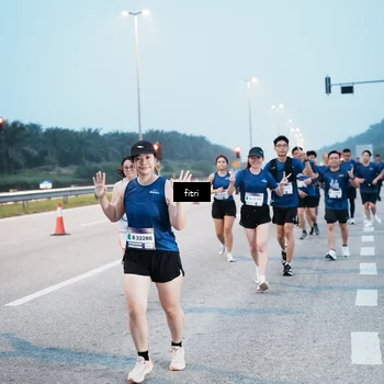 Runner Photo 7495004