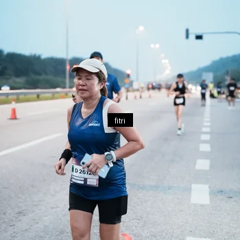 Runner Photo 7495017