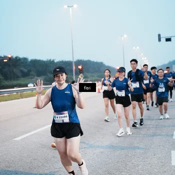 Runner Photo 7495023