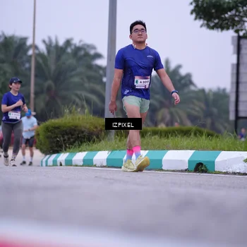 Runner Photo 7495047