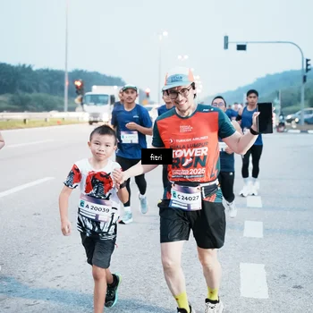 Runner Photo 7495064
