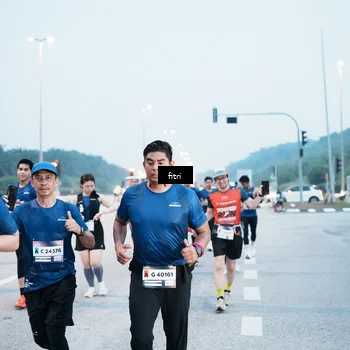 Runner Photo 7495066