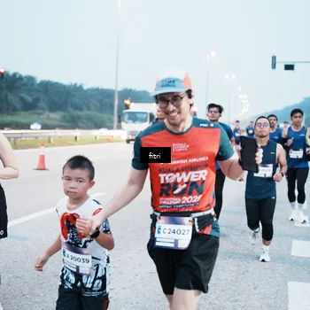 Runner Photo 7495067