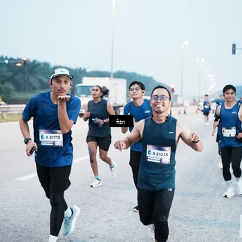 Runner Photo 7495068