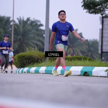 Runner Photo 7495070