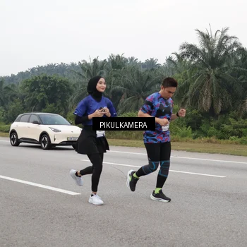 Runner Photo 7495093
