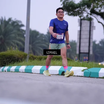 Runner Photo 7495095