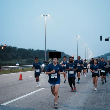 Runner Photo 7495109