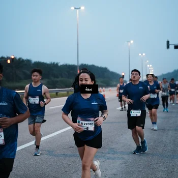 Runner Photo 7495113