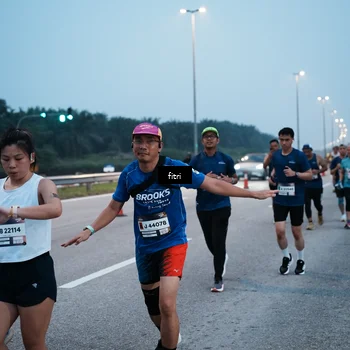Runner Photo 7495140