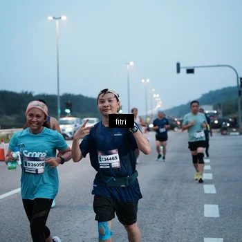 Runner Photo 7495171