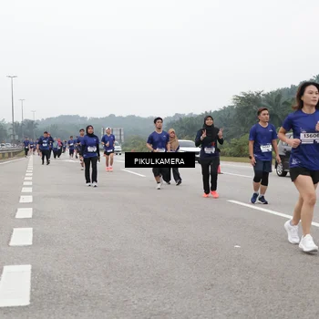 Runner Photo 7495181