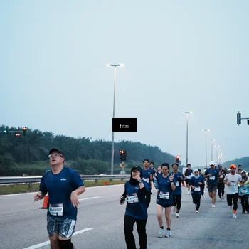 Runner Photo 7495184