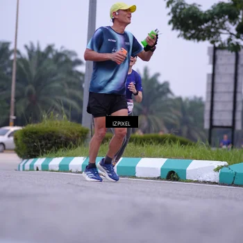 Runner Photo 7495196