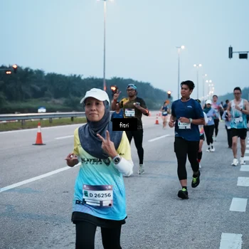 Runner Photo 7495208