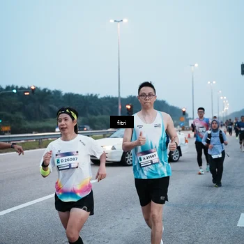 Runner Photo 7495213