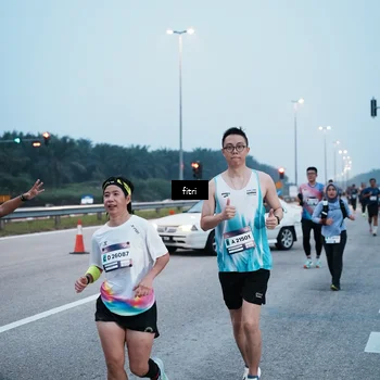 Runner Photo 7495217