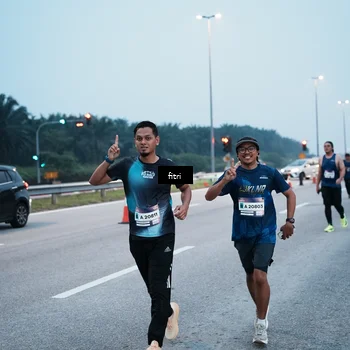 Runner Photo 7495247