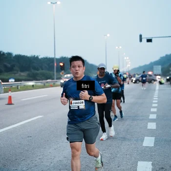 Runner Photo 7495251