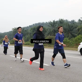 Runner Photo 7495253