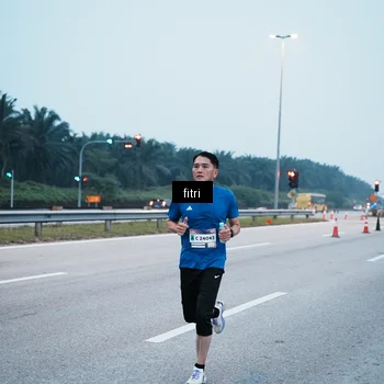Runner Photo 7495265