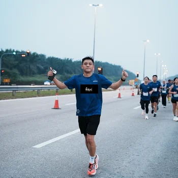 Runner Photo 7495278