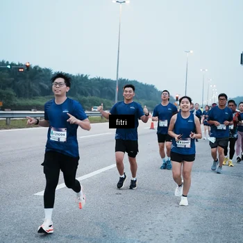 Runner Photo 7495281