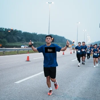Runner Photo 7495285