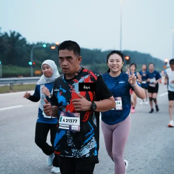 Runner Photo 7495292
