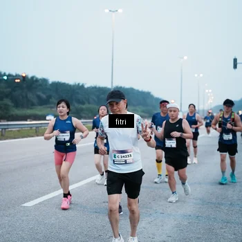 Runner Photo 7495298