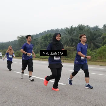 Runner Photo 7495303