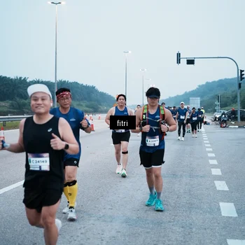 Runner Photo 7495305