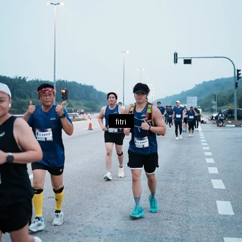 Runner Photo 7495306