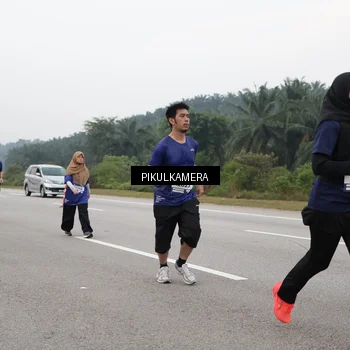 Runner Photo 7495308